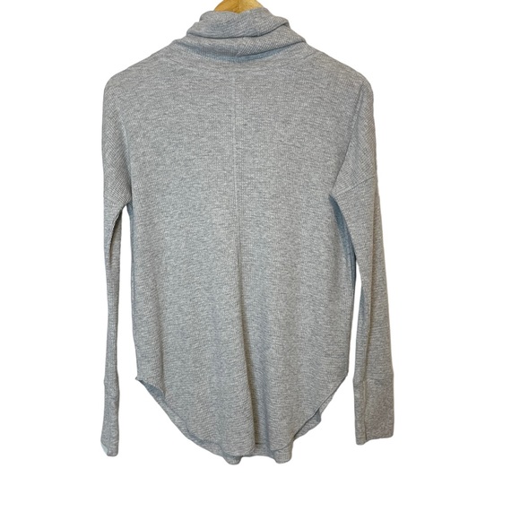 Aritzia Thermal Pullover Sweater Top Cowl Neck Neutral Gray Casual Sz S EUC - Picture 9 of 12